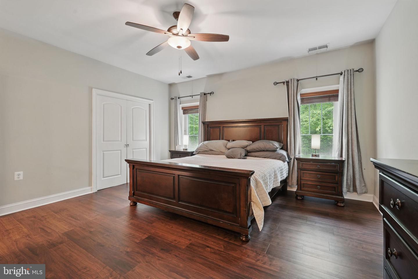 16009 ROLAND PARK PL, GAINESVILLE, Virginia 20155, 5 Bedrooms Bedrooms, ,4 BathroomsBathrooms,Residential,For sale,16009 ROLAND PARK PL,VAPW2095278 MLS # VAPW2095278