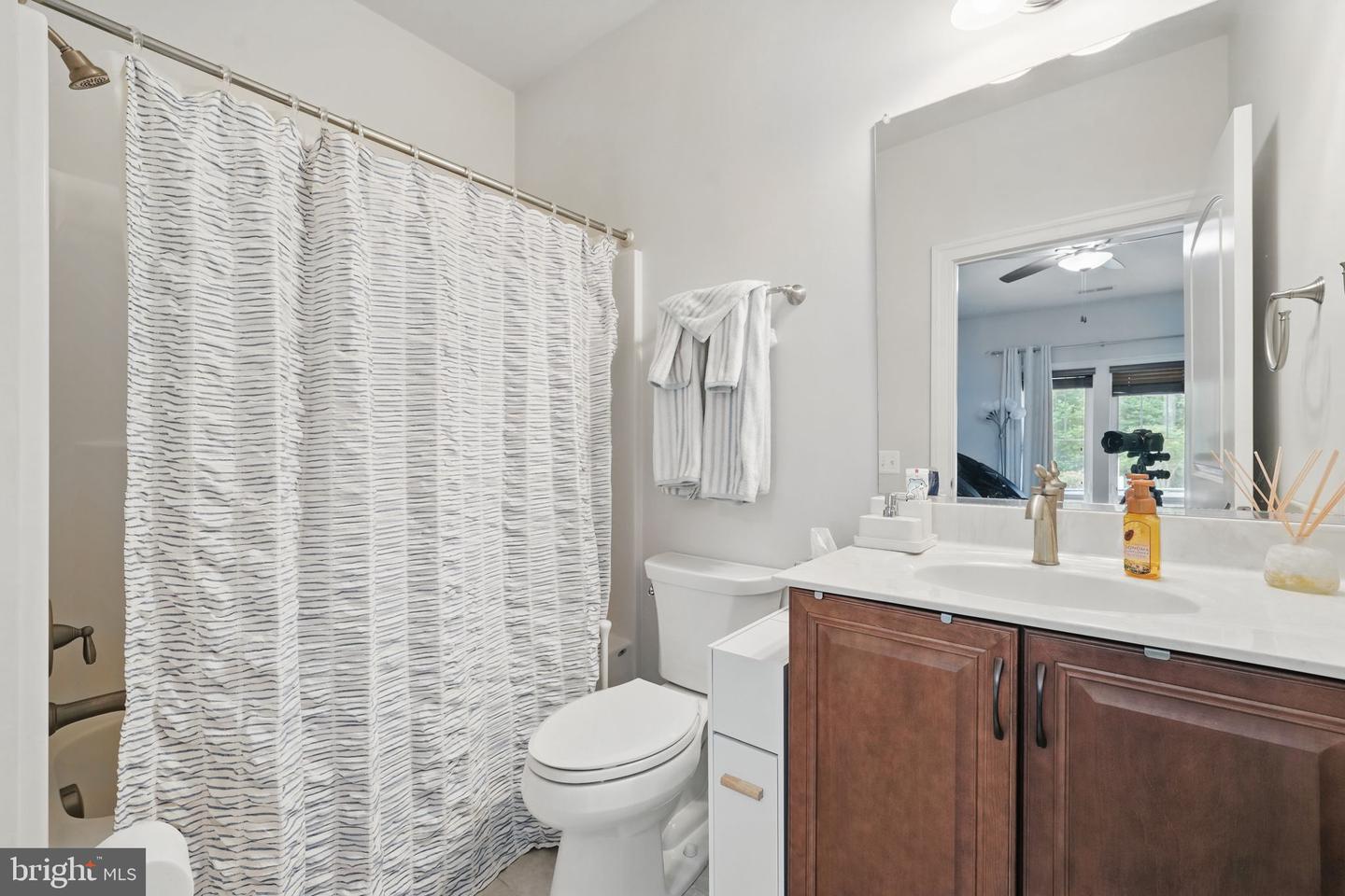16009 ROLAND PARK PL, GAINESVILLE, Virginia 20155, 5 Bedrooms Bedrooms, ,4 BathroomsBathrooms,Residential,For sale,16009 ROLAND PARK PL,VAPW2095278 MLS # VAPW2095278