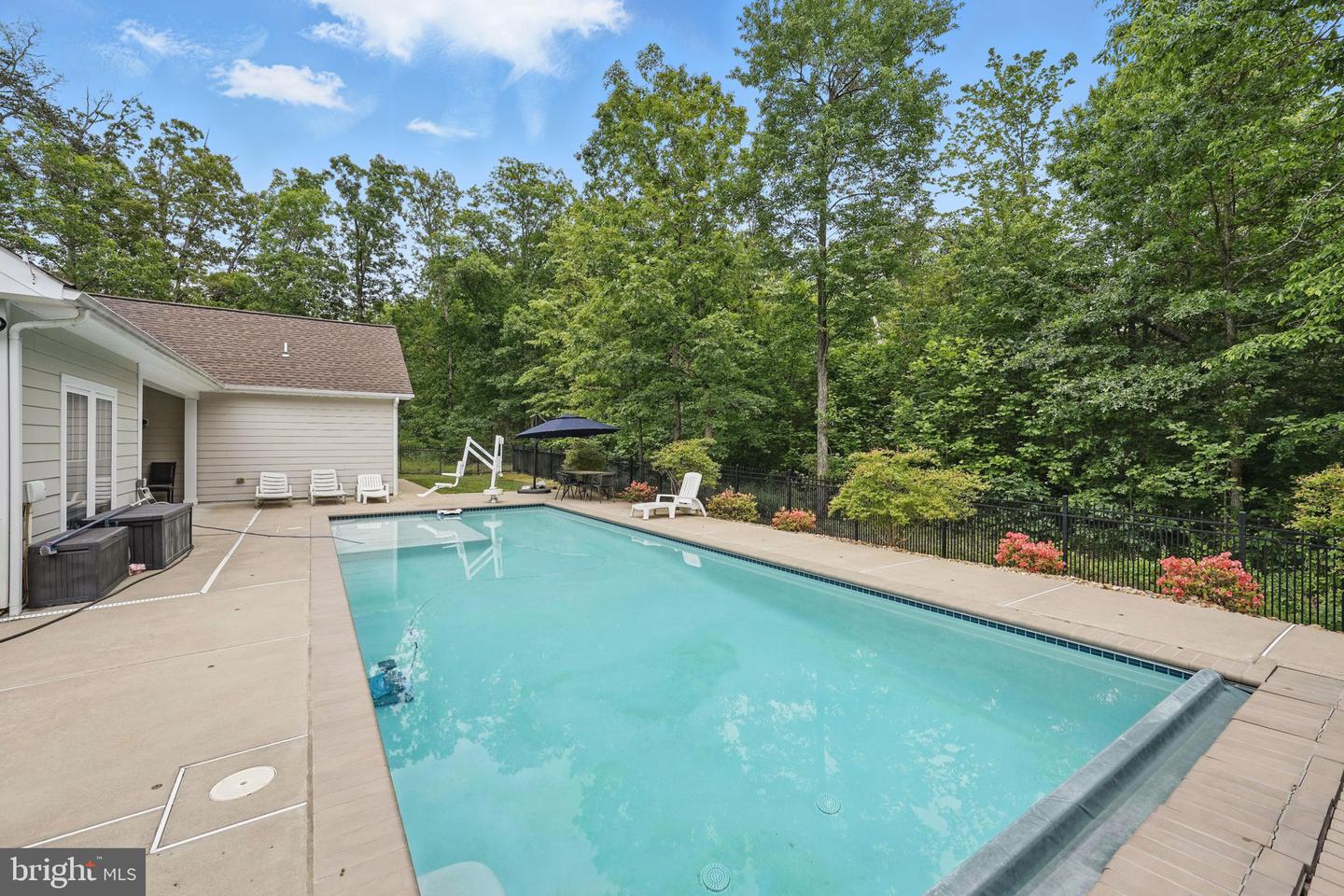 16009 ROLAND PARK PL, GAINESVILLE, Virginia 20155, 5 Bedrooms Bedrooms, ,4 BathroomsBathrooms,Residential,For sale,16009 ROLAND PARK PL,VAPW2095278 MLS # VAPW2095278