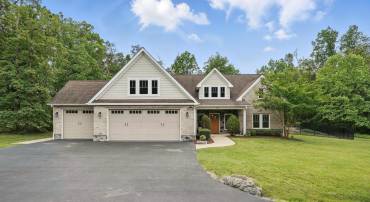 16009 ROLAND PARK PL, GAINESVILLE, Virginia 20155, 5 Bedrooms Bedrooms, ,4 BathroomsBathrooms,Residential,For sale,16009 ROLAND PARK PL,VAPW2095278 MLS # VAPW2095278