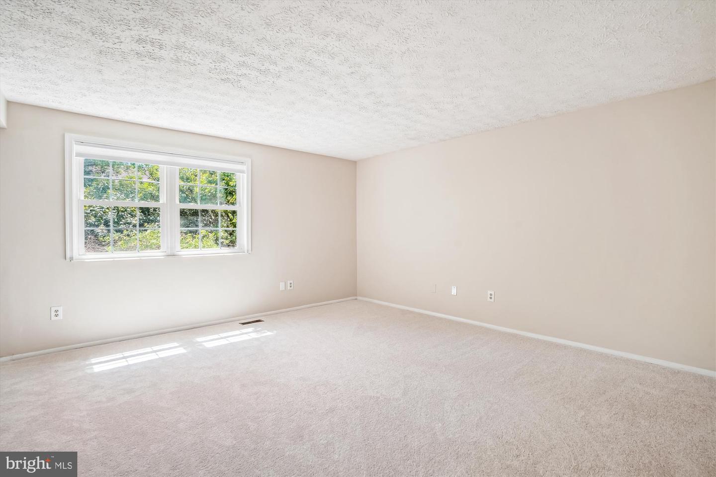 958 TYMPANI, HERNDON, Virginia 20170, 4 Bedrooms Bedrooms, ,3 BathroomsBathrooms,Residential,For sale,958 TYMPANI,VAFX2242482 MLS # VAFX2242482