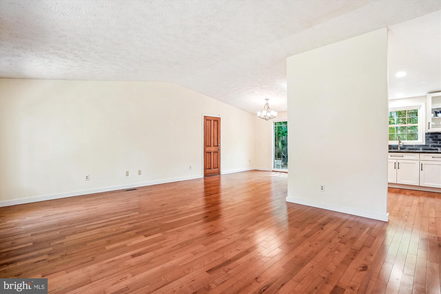 958 TYMPANI, HERNDON, Virginia 20170, 4 Bedrooms Bedrooms, ,3 BathroomsBathrooms,Residential,For sale,958 TYMPANI,VAFX2242482 MLS # VAFX2242482