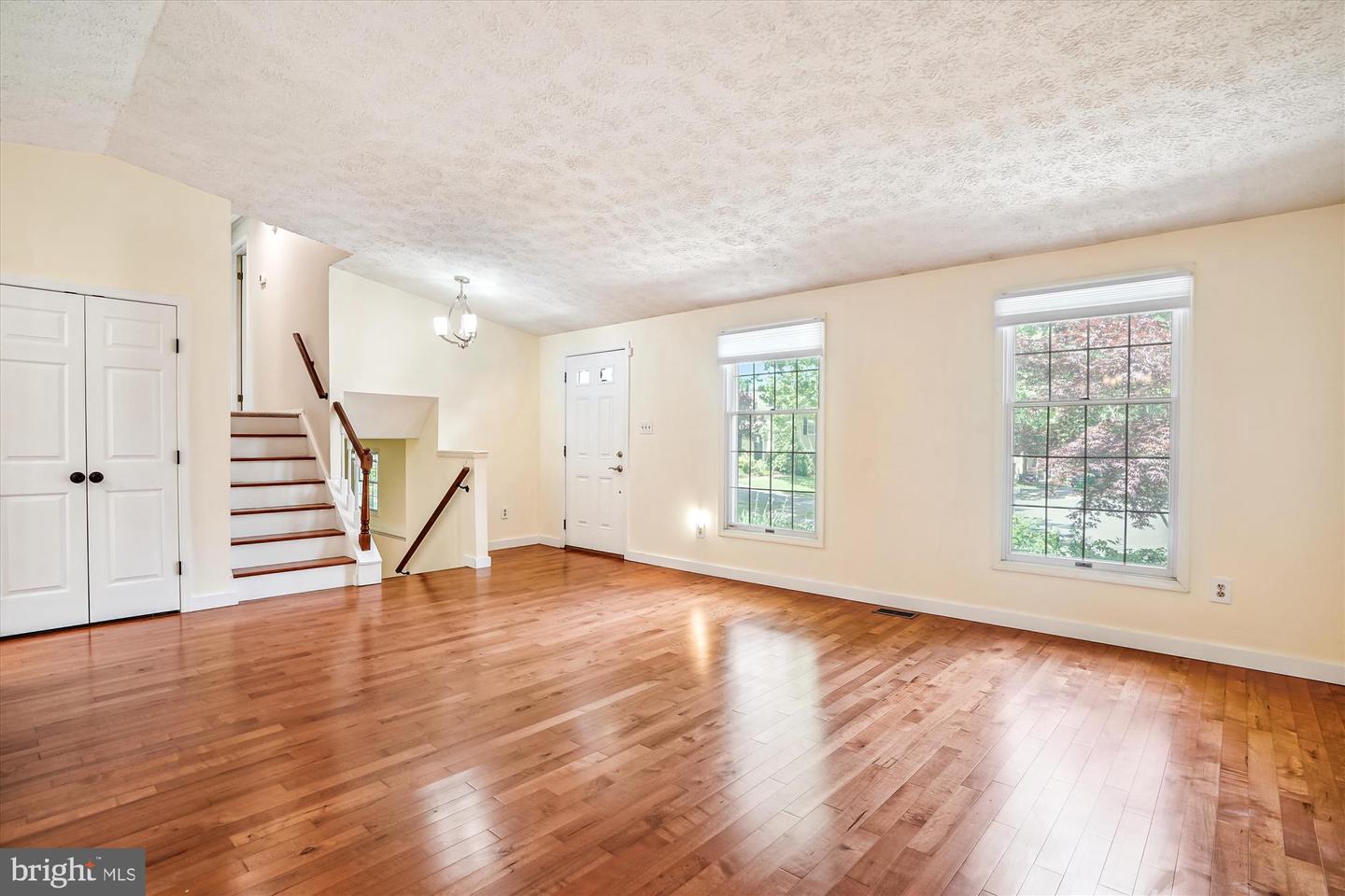 958 TYMPANI, HERNDON, Virginia 20170, 4 Bedrooms Bedrooms, ,3 BathroomsBathrooms,Residential,For sale,958 TYMPANI,VAFX2242482 MLS # VAFX2242482