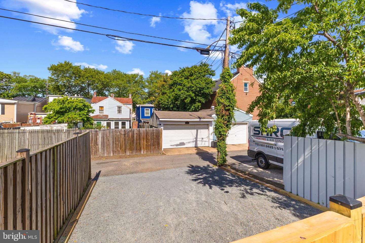 330 N PATRICK ST, ALEXANDRIA, Virginia 22314, 2 Bedrooms Bedrooms, ,2 BathroomsBathrooms,Residential,For sale,330 N PATRICK ST,VAAX2045604 MLS # VAAX2045604