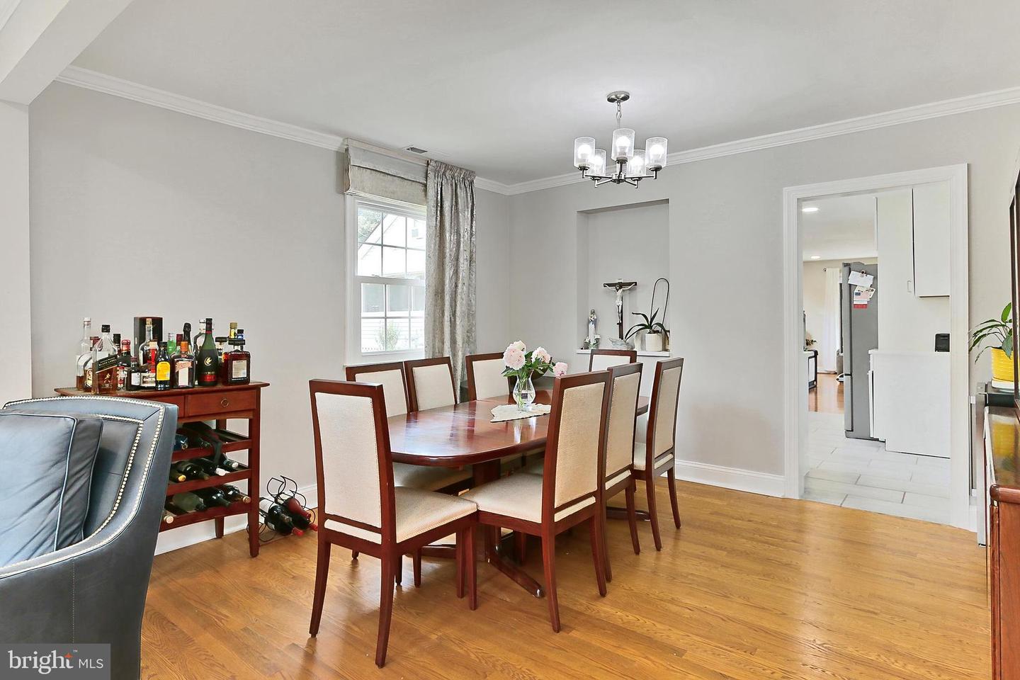 1501 S RANDOLPH ST, ARLINGTON, Virginia 22204, 4 Bedrooms Bedrooms, ,3 BathroomsBathrooms,Residential,For sale,1501 S RANDOLPH ST,VAAR2058036 MLS # VAAR2058036