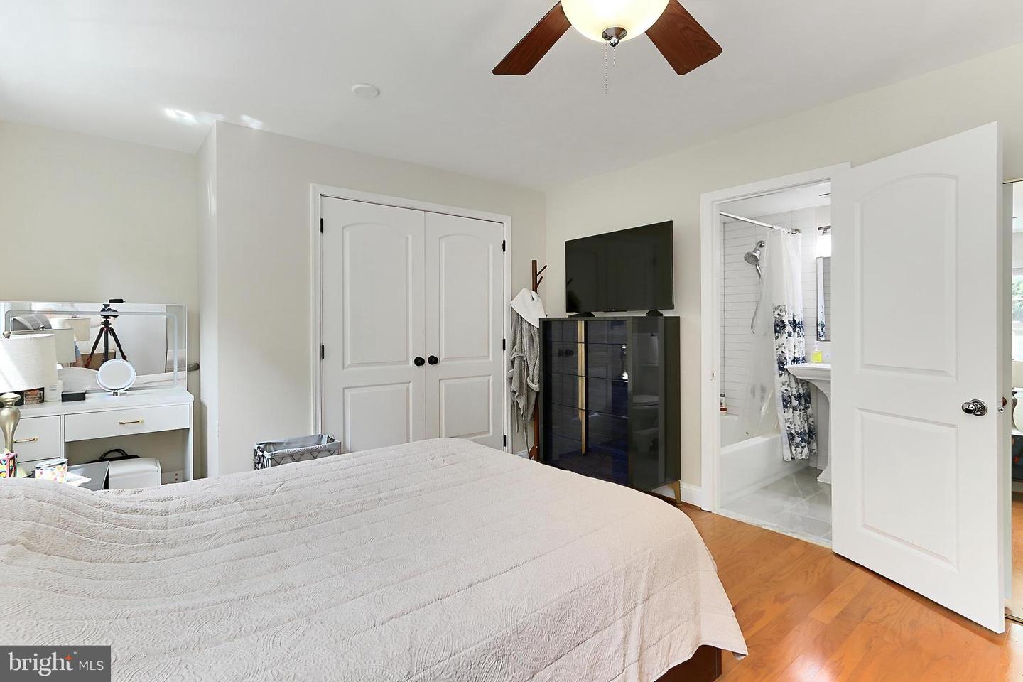 1501 S RANDOLPH ST, ARLINGTON, Virginia 22204, 4 Bedrooms Bedrooms, ,3 BathroomsBathrooms,Residential,For sale,1501 S RANDOLPH ST,VAAR2058036 MLS # VAAR2058036
