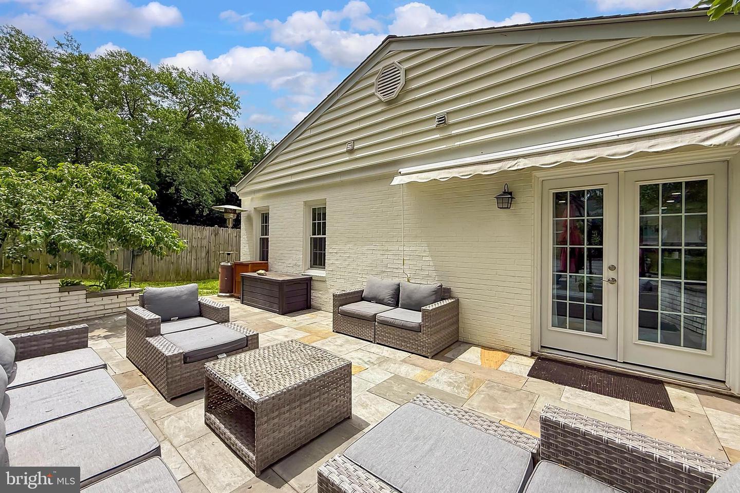 1501 S RANDOLPH ST, ARLINGTON, Virginia 22204, 4 Bedrooms Bedrooms, ,3 BathroomsBathrooms,Residential,For sale,1501 S RANDOLPH ST,VAAR2058036 MLS # VAAR2058036