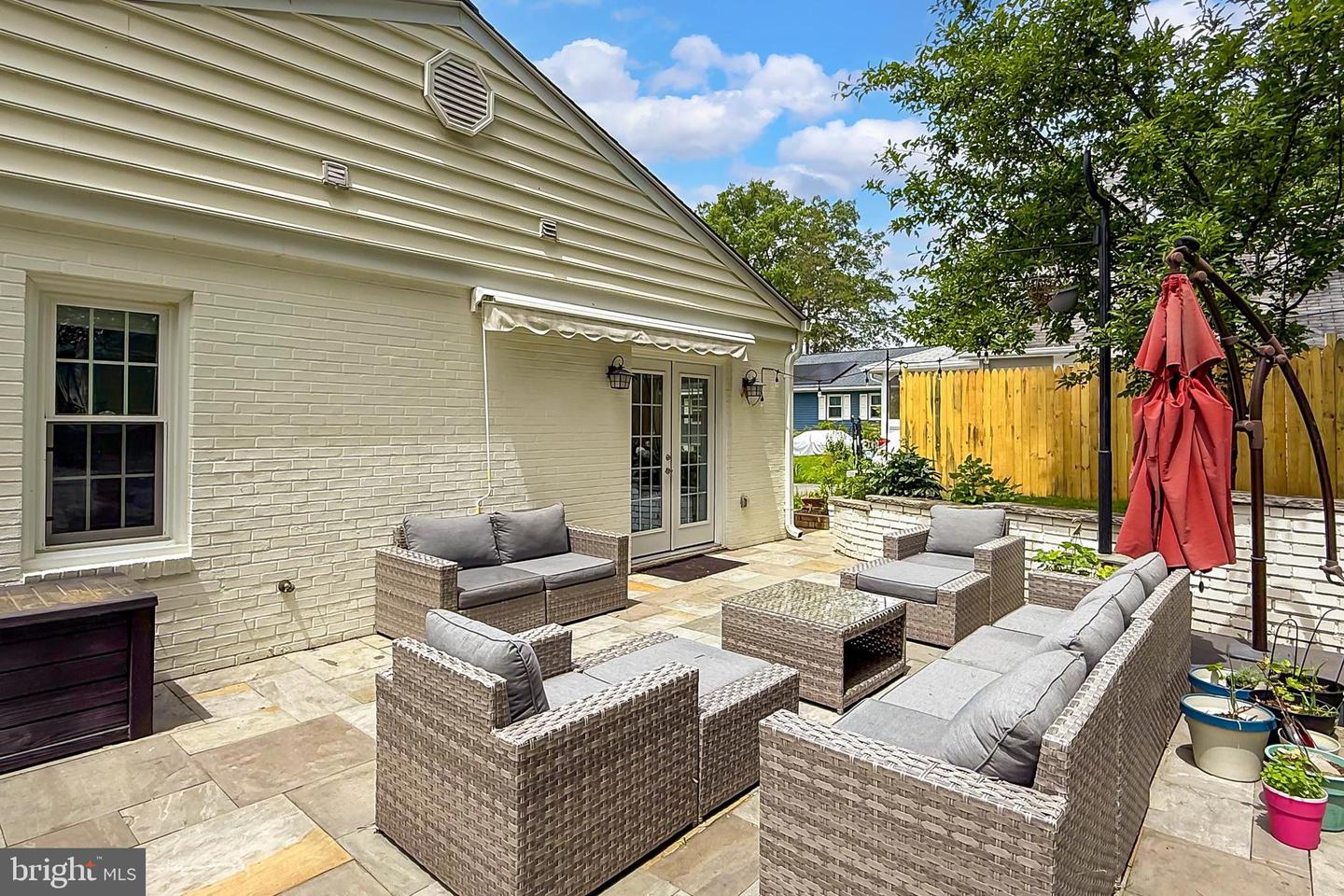 1501 S RANDOLPH ST, ARLINGTON, Virginia 22204, 4 Bedrooms Bedrooms, ,3 BathroomsBathrooms,Residential,For sale,1501 S RANDOLPH ST,VAAR2058036 MLS # VAAR2058036