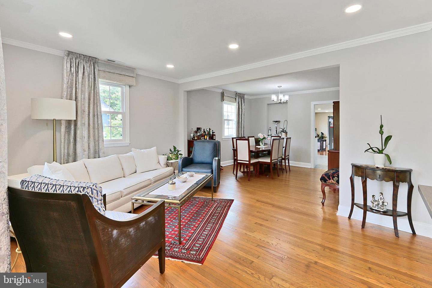 1501 S RANDOLPH ST, ARLINGTON, Virginia 22204, 4 Bedrooms Bedrooms, ,3 BathroomsBathrooms,Residential,For sale,1501 S RANDOLPH ST,VAAR2058036 MLS # VAAR2058036