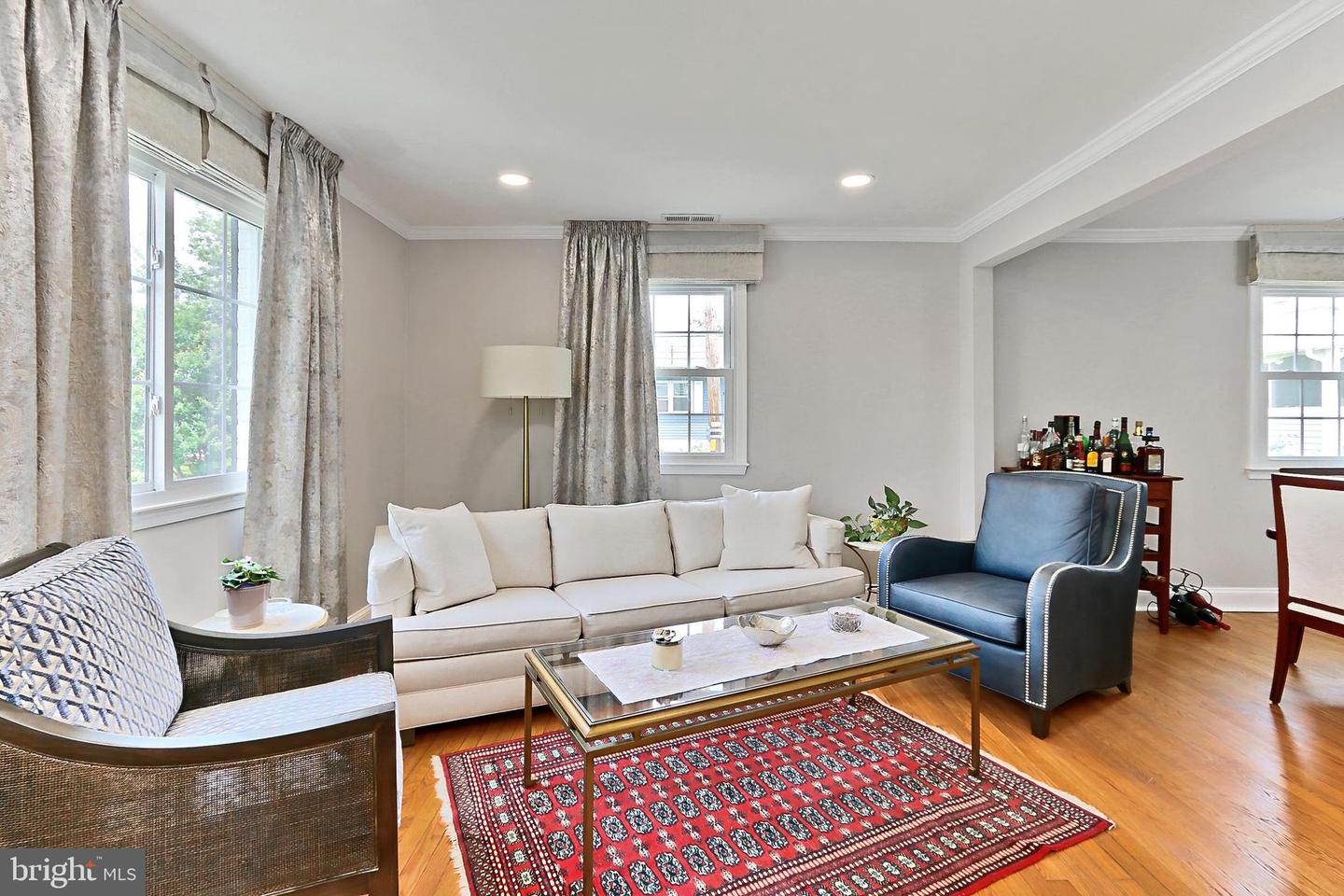 1501 S RANDOLPH ST, ARLINGTON, Virginia 22204, 4 Bedrooms Bedrooms, ,3 BathroomsBathrooms,Residential,For sale,1501 S RANDOLPH ST,VAAR2058036 MLS # VAAR2058036