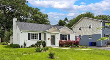 1501 S RANDOLPH ST, ARLINGTON, Virginia 22204, 4 Bedrooms Bedrooms, ,3 BathroomsBathrooms,Residential,For sale,1501 S RANDOLPH ST,VAAR2058036 MLS # VAAR2058036