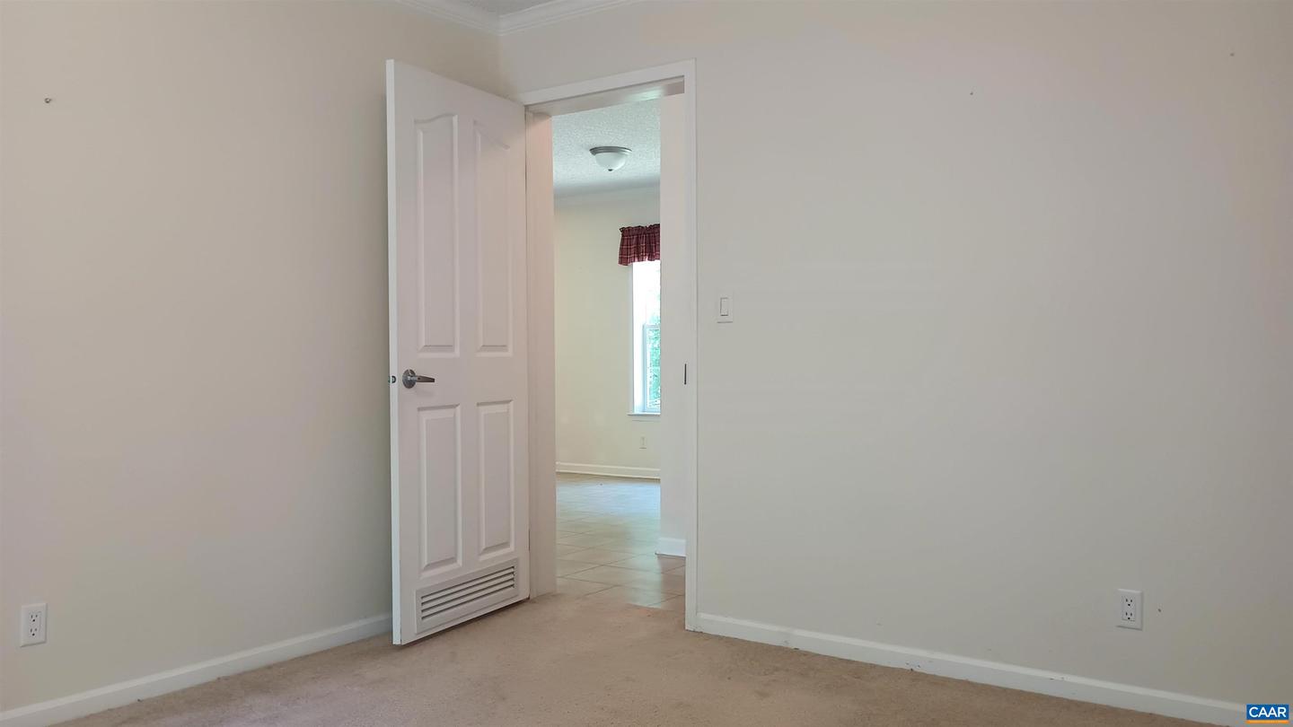 23 LYONS HOLLOW, SCHUYLER, Virginia 22969, 3 Bedrooms Bedrooms, ,2 BathroomsBathrooms,Residential,For sale,23 LYONS HOLLOW,664871 MLS # 664871