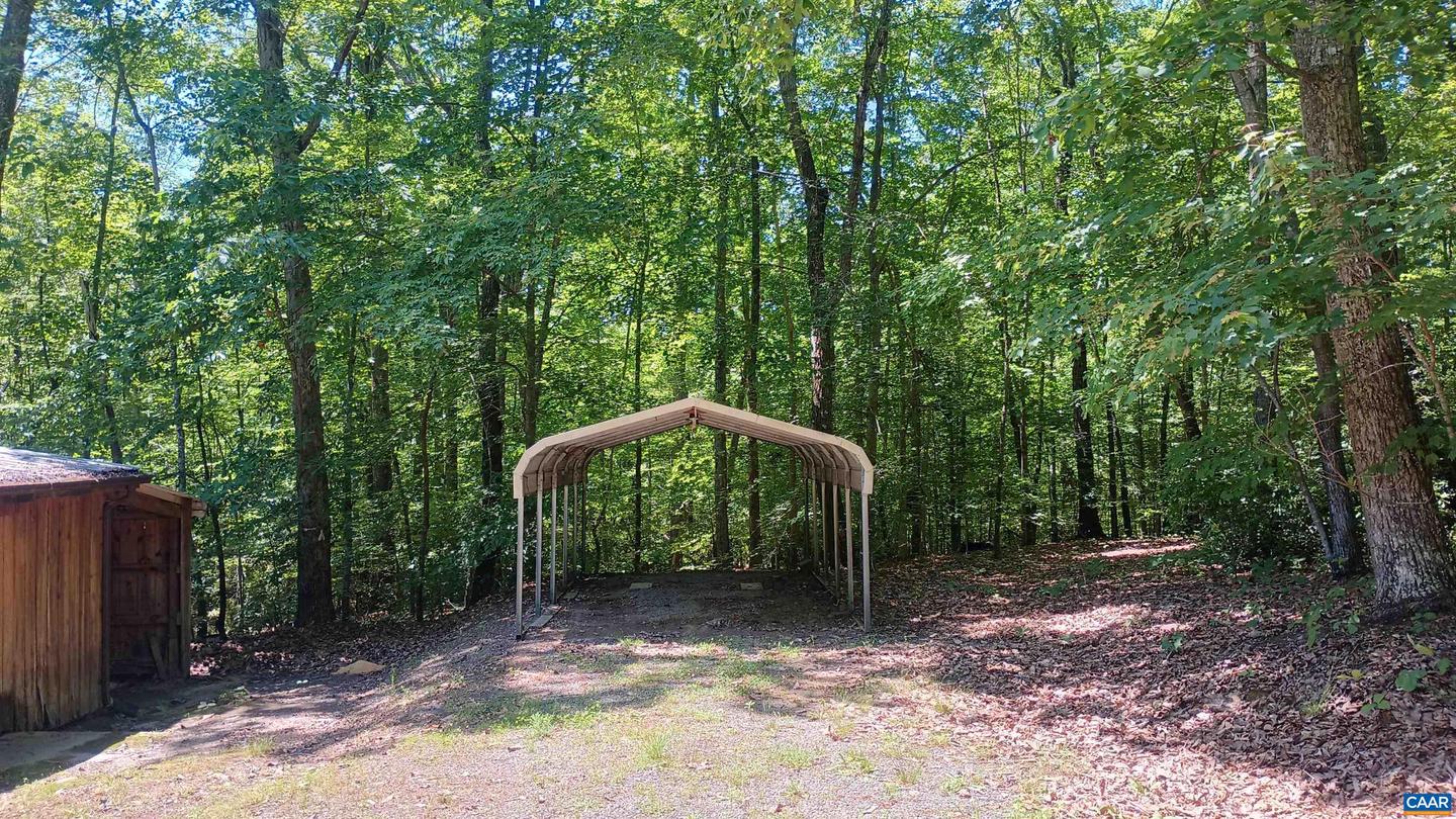 23 LYONS HOLLOW, SCHUYLER, Virginia 22969, 3 Bedrooms Bedrooms, ,2 BathroomsBathrooms,Residential,For sale,23 LYONS HOLLOW,664871 MLS # 664871