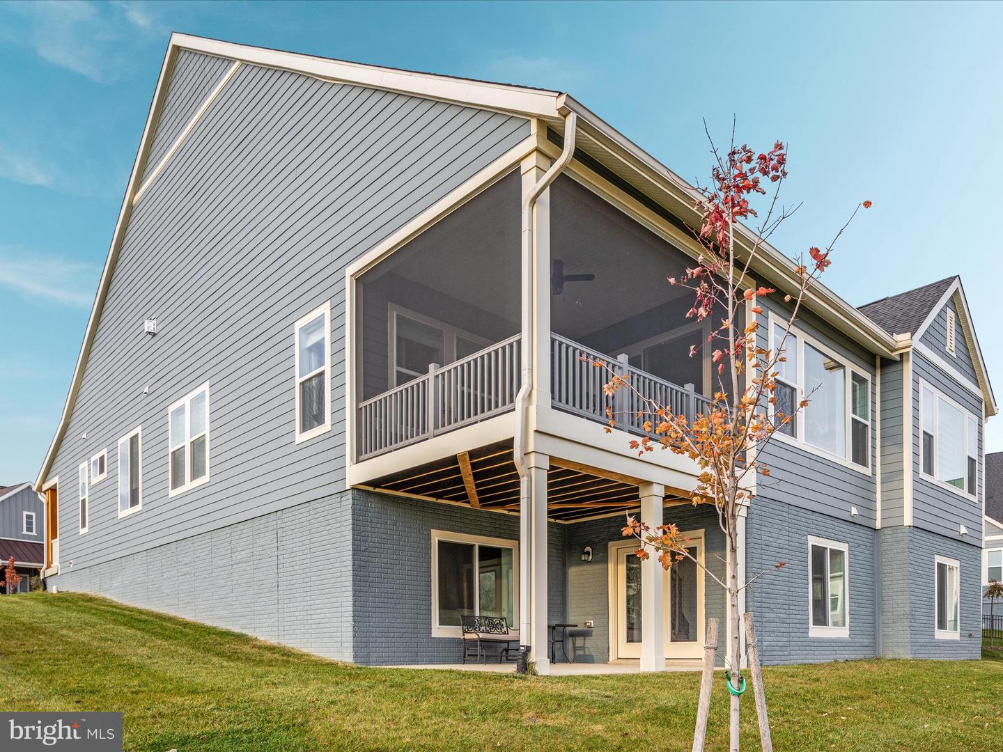 103 TITMOUSE CT, LAKE FREDERICK, Virginia 22630, 4 Bedrooms Bedrooms, ,3 BathroomsBathrooms,Residential,For sale,103 TITMOUSE CT,VAFV2034358 MLS # VAFV2034358