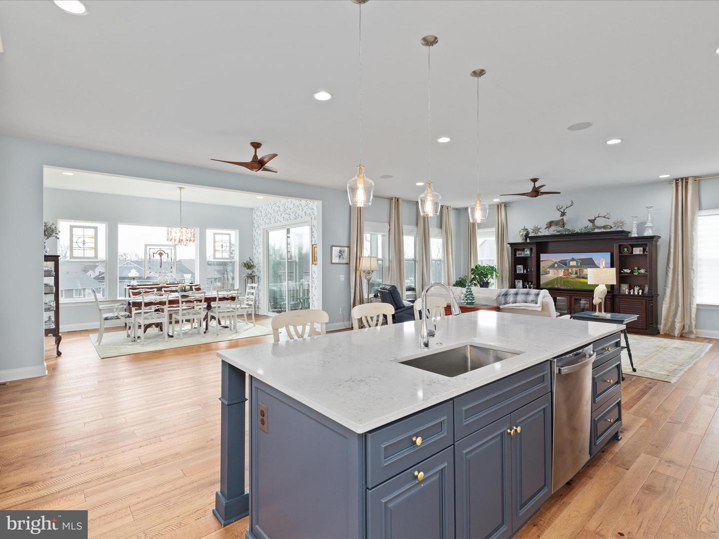 103 TITMOUSE CT, LAKE FREDERICK, Virginia 22630, 4 Bedrooms Bedrooms, ,3 BathroomsBathrooms,Residential,For sale,103 TITMOUSE CT,VAFV2034358 MLS # VAFV2034358