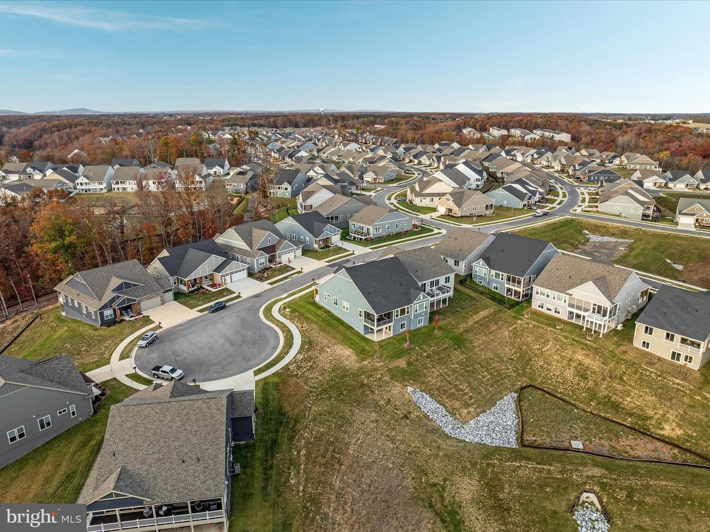 103 TITMOUSE CT, LAKE FREDERICK, Virginia 22630, 4 Bedrooms Bedrooms, ,3 BathroomsBathrooms,Residential,For sale,103 TITMOUSE CT,VAFV2034358 MLS # VAFV2034358