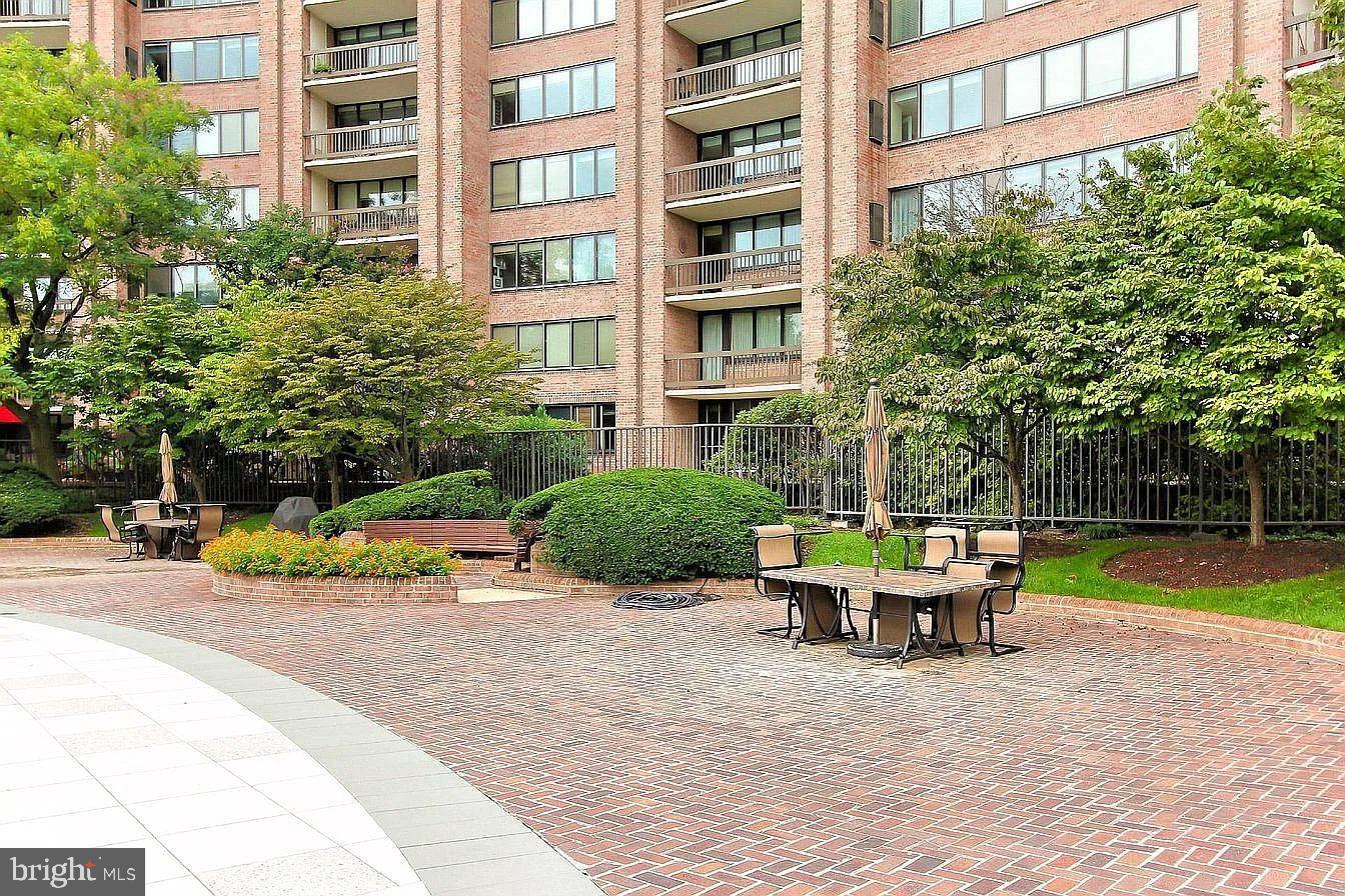 1805 CRYSTAL DR #504S, ARLINGTON, Virginia 22202, 1 Bedroom Bedrooms, ,1 BathroomBathrooms,Residential,For sale,1805 CRYSTAL DR #504S,VAAR2058056 MLS # VAAR2058056
