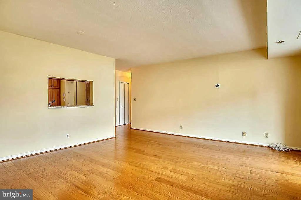 1805 CRYSTAL DR #504S, ARLINGTON, Virginia 22202, 1 Bedroom Bedrooms, ,1 BathroomBathrooms,Residential,For sale,1805 CRYSTAL DR #504S,VAAR2058056 MLS # VAAR2058056
