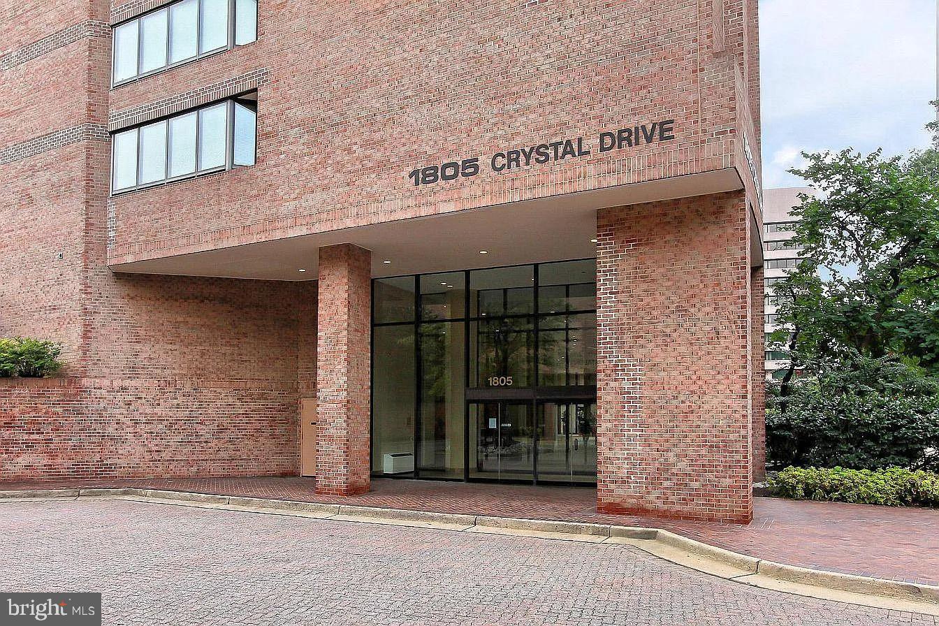 1805 CRYSTAL DR #504S, ARLINGTON, Virginia 22202, 1 Bedroom Bedrooms, ,1 BathroomBathrooms,Residential,For sale,1805 CRYSTAL DR #504S,VAAR2058056 MLS # VAAR2058056