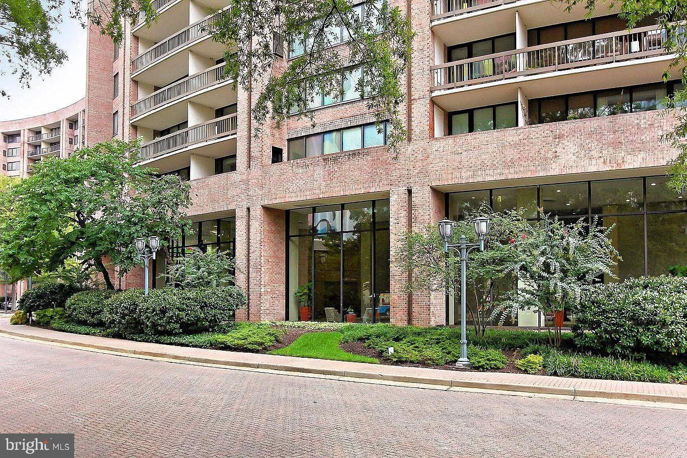 1805 CRYSTAL DR #504S, ARLINGTON, Virginia 22202, 1 Bedroom Bedrooms, ,1 BathroomBathrooms,Residential,For sale,1805 CRYSTAL DR #504S,VAAR2058056 MLS # VAAR2058056