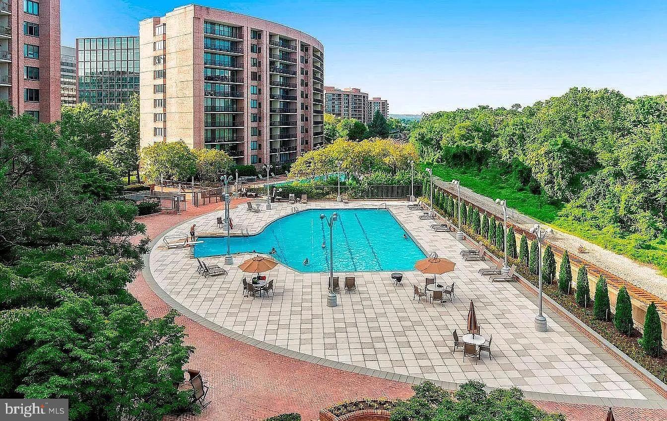1805 CRYSTAL DR #504S, ARLINGTON, Virginia 22202, 1 Bedroom Bedrooms, ,1 BathroomBathrooms,Residential,For sale,1805 CRYSTAL DR #504S,VAAR2058056 MLS # VAAR2058056