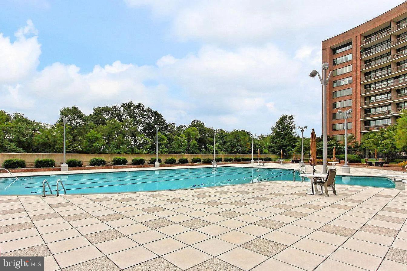 1805 CRYSTAL DR #504S, ARLINGTON, Virginia 22202, 1 Bedroom Bedrooms, ,1 BathroomBathrooms,Residential,For sale,1805 CRYSTAL DR #504S,VAAR2058056 MLS # VAAR2058056
