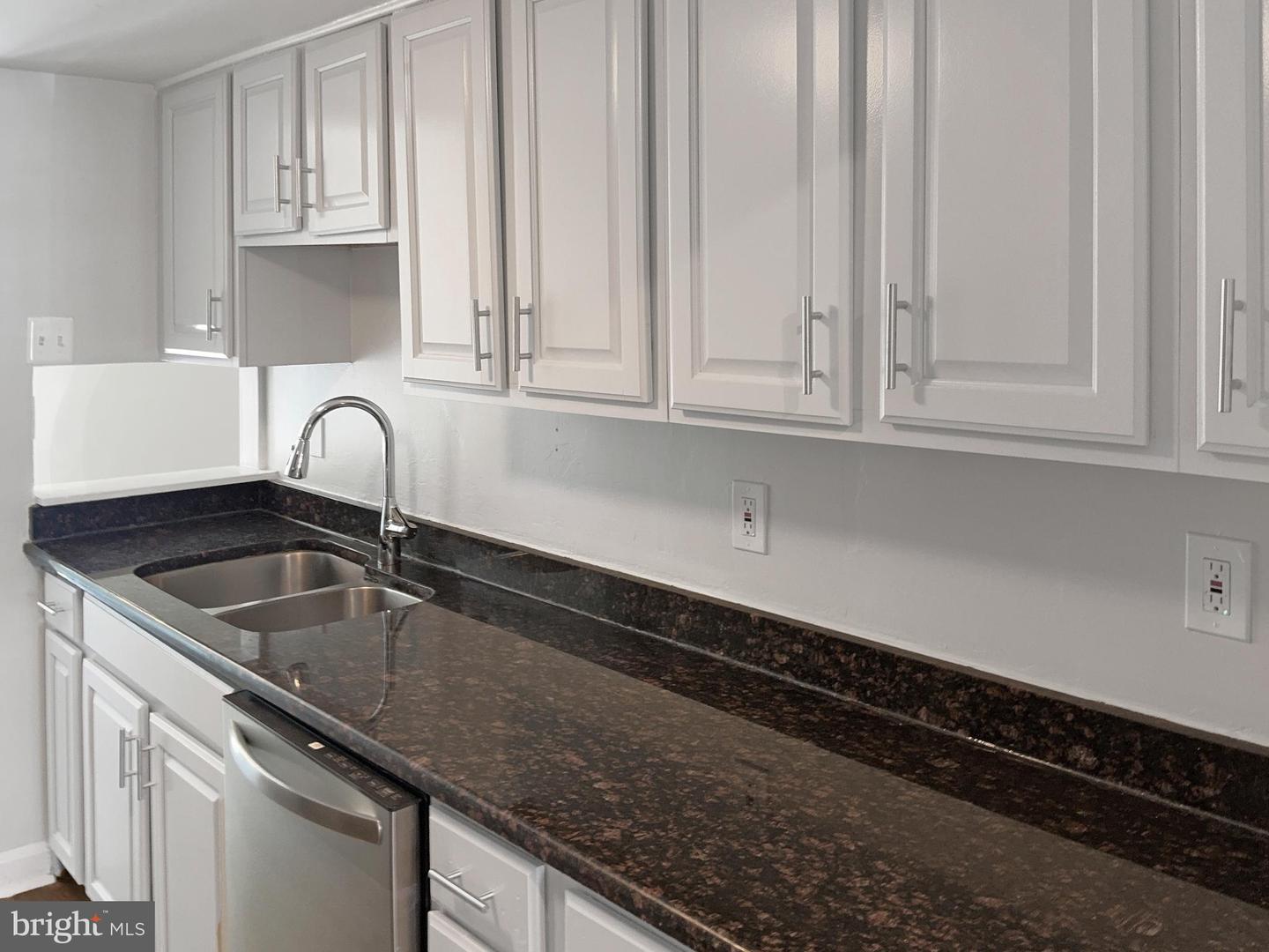 2341 MCCLELLAN CT, DUMFRIES, Virginia 22026, 3 Bedrooms Bedrooms, ,2 BathroomsBathrooms,Residential,For sale,2341 MCCLELLAN CT,VAPW2095330 MLS # VAPW2095330