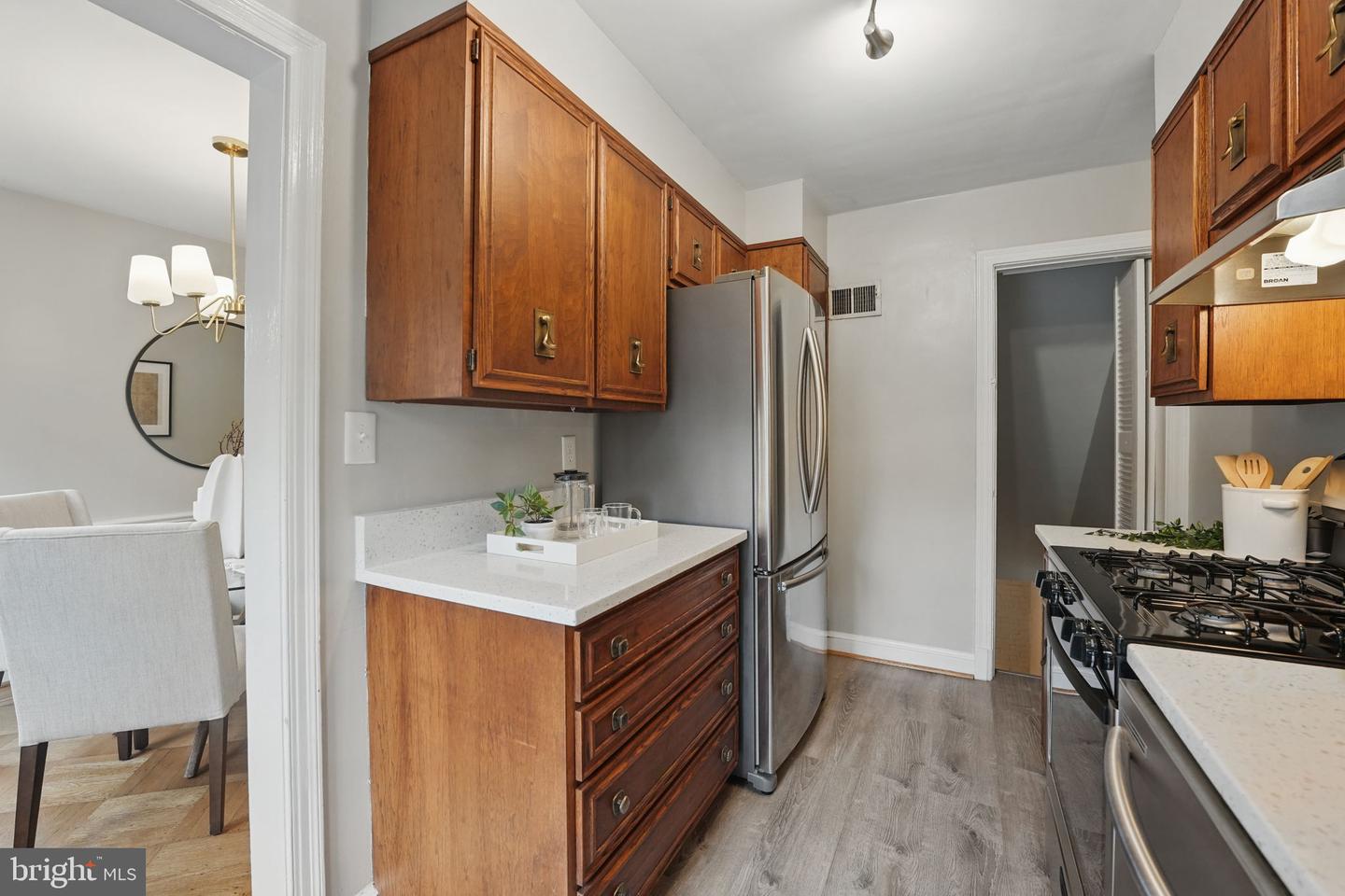711 AVON PL, ALEXANDRIA, Virginia 22314, 3 Bedrooms Bedrooms, ,1 BathroomBathrooms,Residential,For sale,711 AVON PL,VAAX2045636 MLS # VAAX2045636