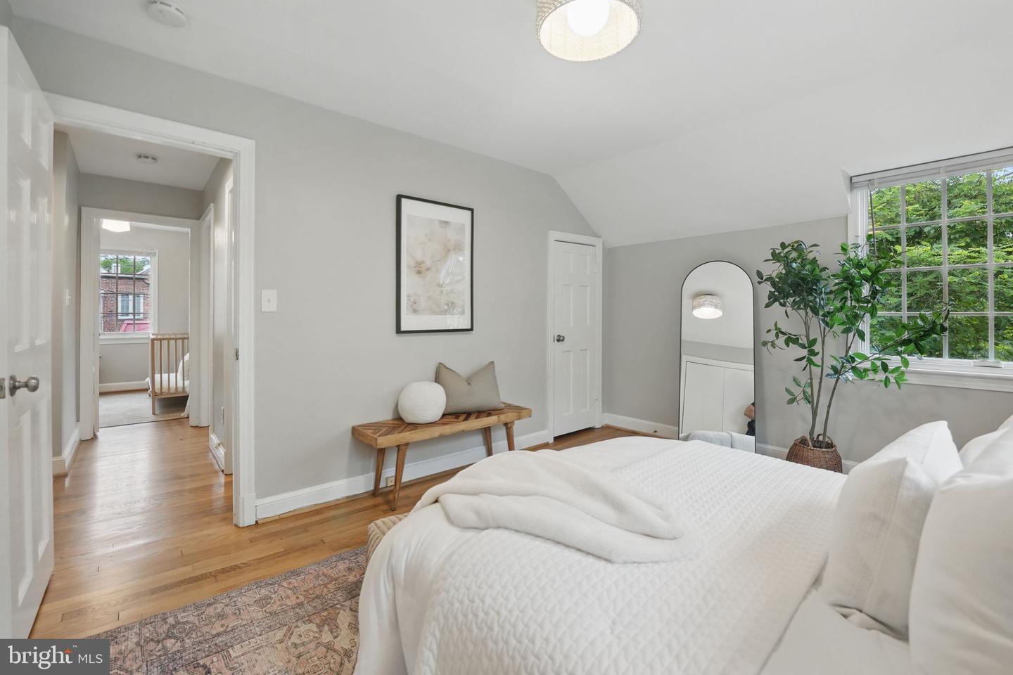 711 AVON PL, ALEXANDRIA, Virginia 22314, 3 Bedrooms Bedrooms, ,1 BathroomBathrooms,Residential,For sale,711 AVON PL,VAAX2045636 MLS # VAAX2045636
