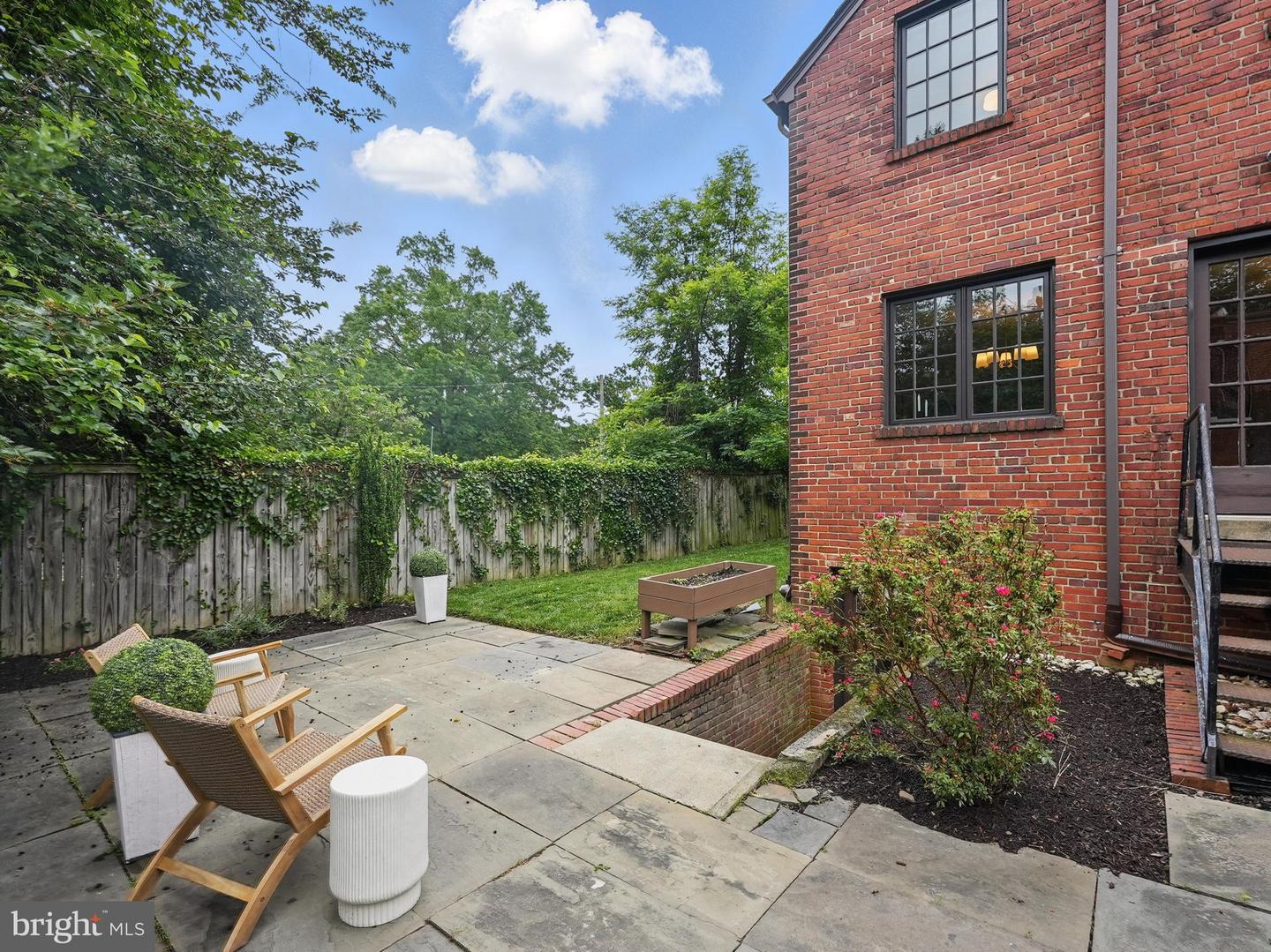 711 AVON PL, ALEXANDRIA, Virginia 22314, 3 Bedrooms Bedrooms, ,1 BathroomBathrooms,Residential,For sale,711 AVON PL,VAAX2045636 MLS # VAAX2045636