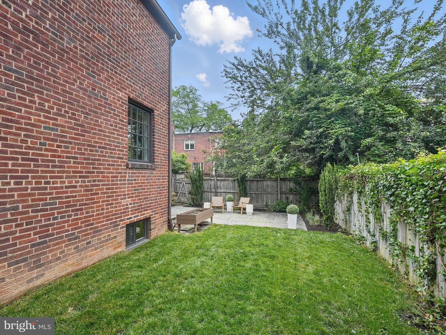 711 AVON PL, ALEXANDRIA, Virginia 22314, 3 Bedrooms Bedrooms, ,1 BathroomBathrooms,Residential,For sale,711 AVON PL,VAAX2045636 MLS # VAAX2045636
