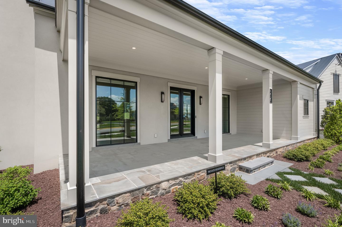 606 MARTINGALE RIDGE DR, MIDDLEBURG, Virginia 20117, 4 Bedrooms Bedrooms, ,4 BathroomsBathrooms,Residential,For sale,606 MARTINGALE RIDGE DR,VALO2097580 MLS # VALO2097580