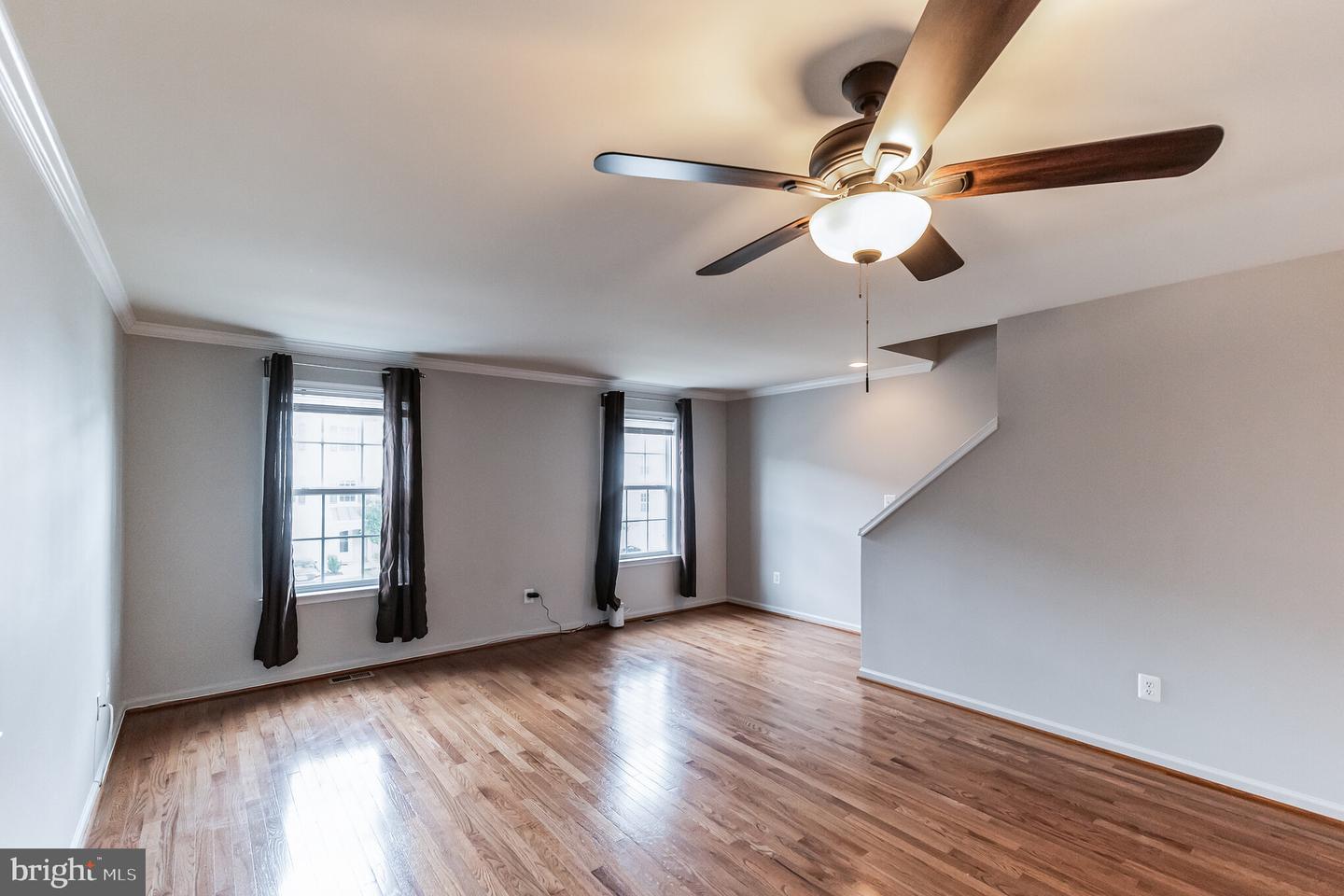 2913 TRUFFLE OAK PL, WOODBRIDGE, Virginia 22191, 3 Bedrooms Bedrooms, ,3 BathroomsBathrooms,Residential,For sale,2913 TRUFFLE OAK PL,VAPW2095368 MLS # VAPW2095368