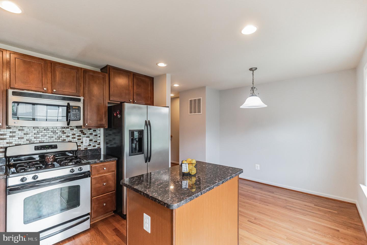 2913 TRUFFLE OAK PL, WOODBRIDGE, Virginia 22191, 3 Bedrooms Bedrooms, ,3 BathroomsBathrooms,Residential,For sale,2913 TRUFFLE OAK PL,VAPW2095368 MLS # VAPW2095368