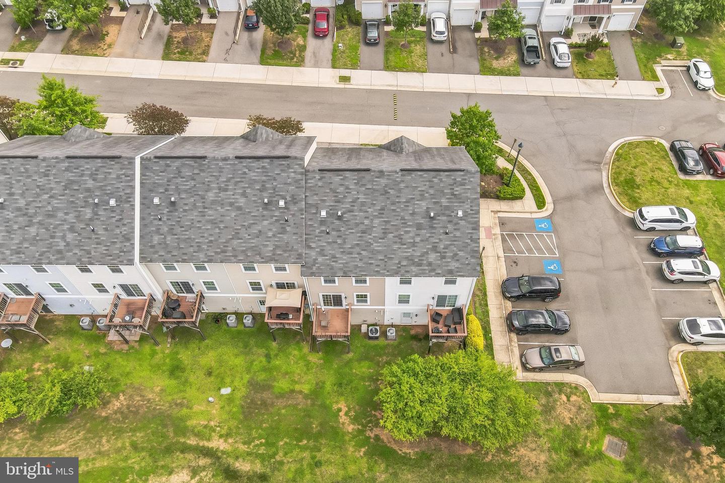 2913 TRUFFLE OAK PL, WOODBRIDGE, Virginia 22191, 3 Bedrooms Bedrooms, ,3 BathroomsBathrooms,Residential,For sale,2913 TRUFFLE OAK PL,VAPW2095368 MLS # VAPW2095368