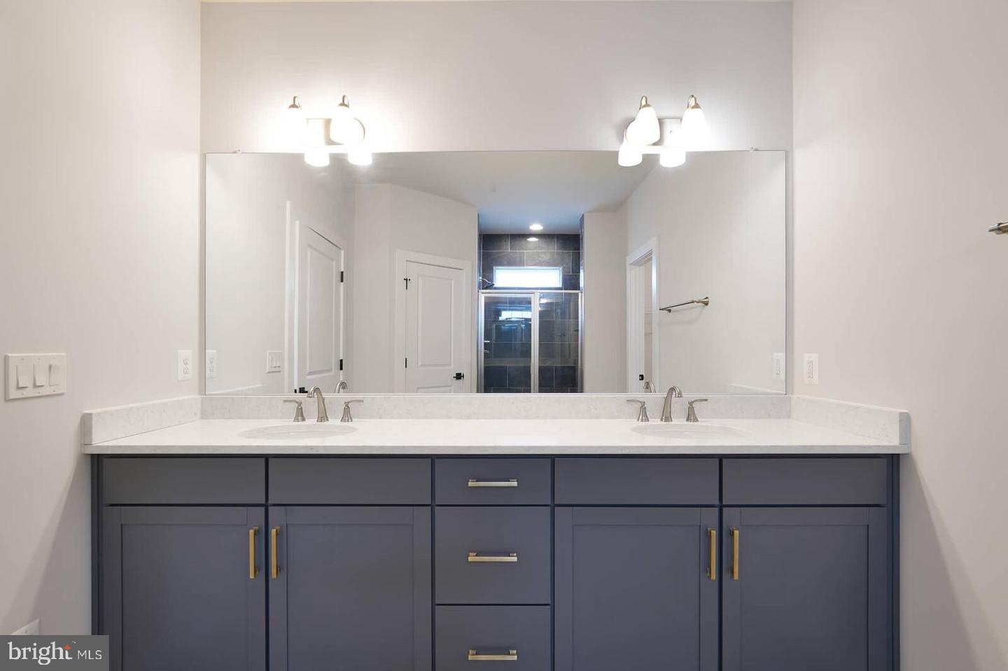 20769 PARTLOWS STORE SQ, ASHBURN, Virginia 20147, 4 Bedrooms Bedrooms, ,3 BathroomsBathrooms,Residential,For sale,20769 PARTLOWS STORE SQ,VALO2097616 MLS # VALO2097616