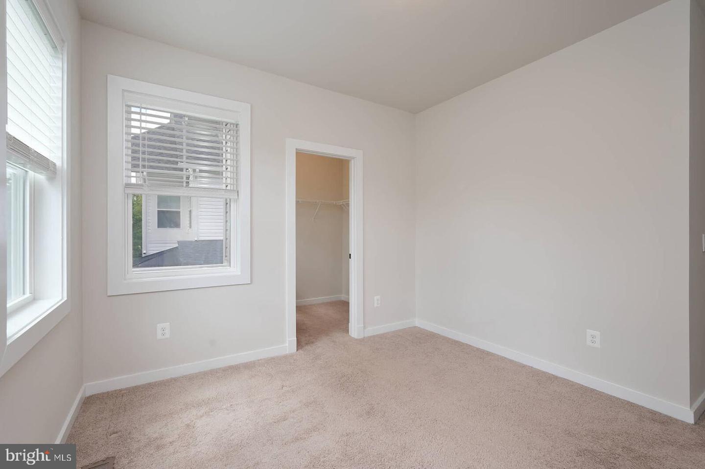 20769 PARTLOWS STORE SQ, ASHBURN, Virginia 20147, 4 Bedrooms Bedrooms, ,3 BathroomsBathrooms,Residential,For sale,20769 PARTLOWS STORE SQ,VALO2097616 MLS # VALO2097616