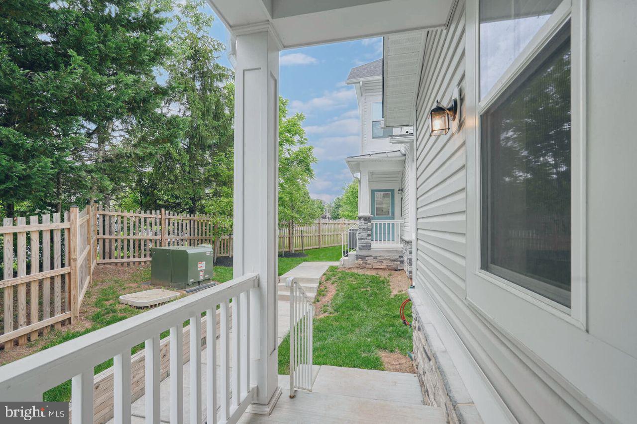 20769 PARTLOWS STORE SQ, ASHBURN, Virginia 20147, 4 Bedrooms Bedrooms, ,3 BathroomsBathrooms,Residential,For sale,20769 PARTLOWS STORE SQ,VALO2097616 MLS # VALO2097616
