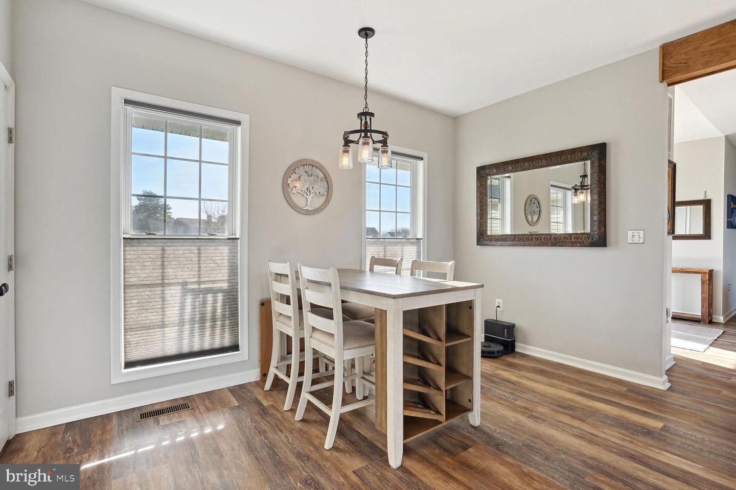 6800 LAKE POINTE DR, MINERAL, Virginia 23117, 4 Bedrooms Bedrooms, 15 Rooms Rooms,3 BathroomsBathrooms,Residential,For sale,6800 LAKE POINTE DR,VASP2033368 MLS # VASP2033368