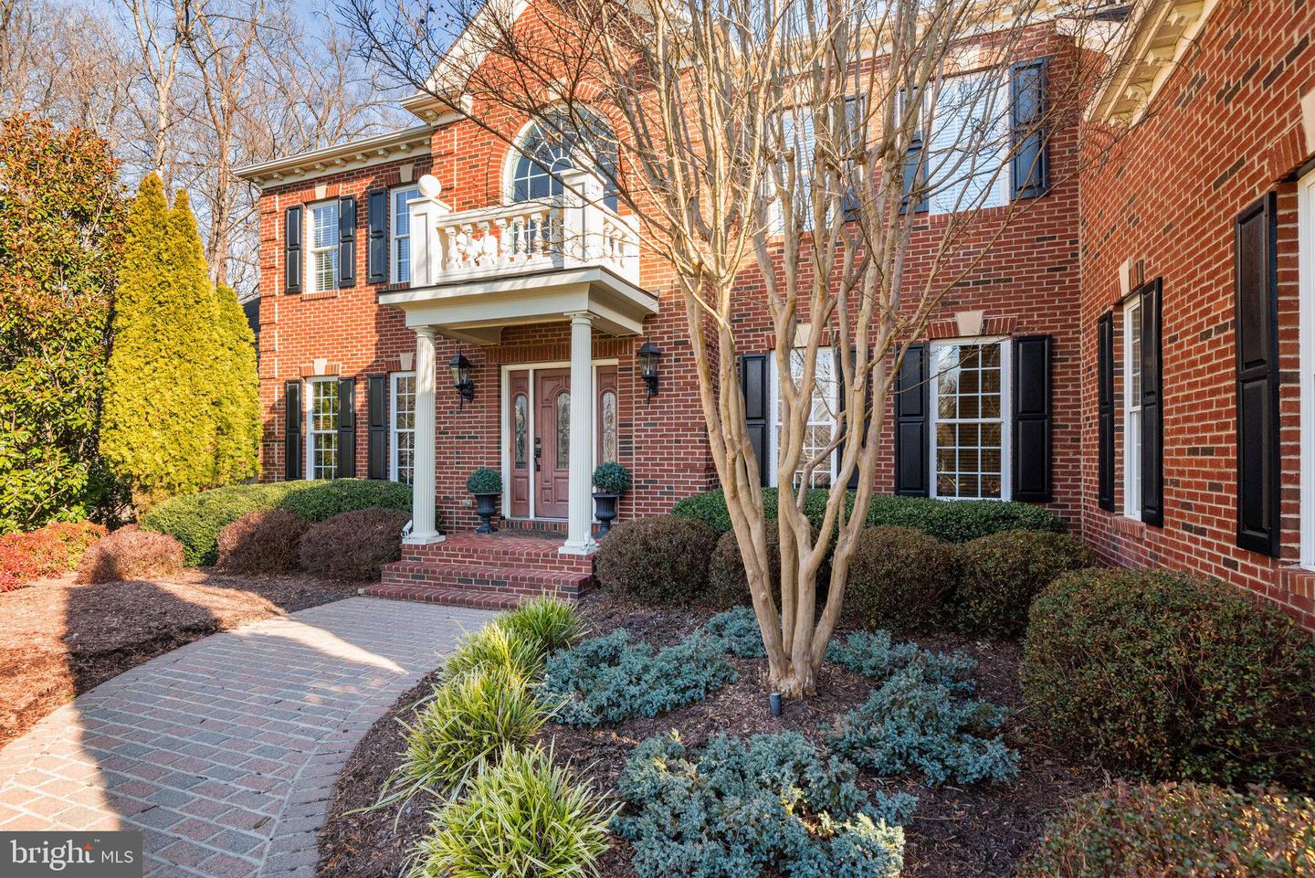 3449 FAWN WOOD LN, FAIRFAX, Virginia 22033, 5 Bedrooms Bedrooms, ,5 BathroomsBathrooms,Residential,For sale,3449 FAWN WOOD LN,VAFX2242776 MLS # VAFX2242776