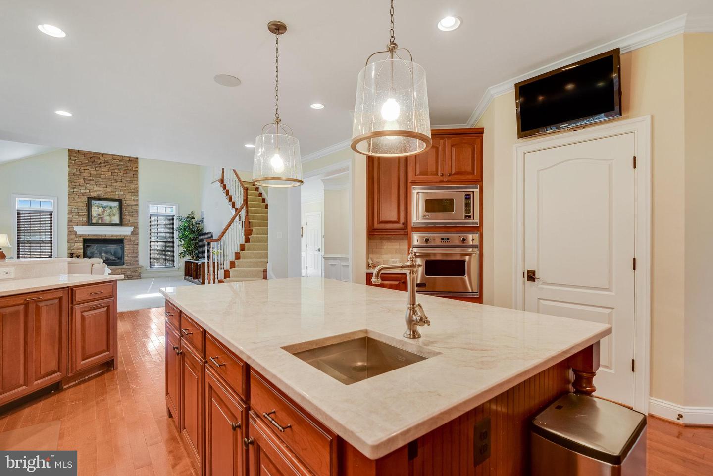 3449 FAWN WOOD LN, FAIRFAX, Virginia 22033, 5 Bedrooms Bedrooms, ,5 BathroomsBathrooms,Residential,For sale,3449 FAWN WOOD LN,VAFX2242776 MLS # VAFX2242776