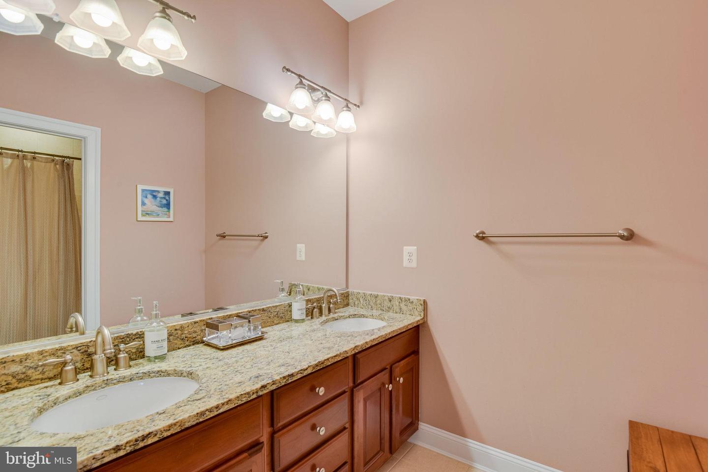 3449 FAWN WOOD LN, FAIRFAX, Virginia 22033, 5 Bedrooms Bedrooms, ,5 BathroomsBathrooms,Residential,For sale,3449 FAWN WOOD LN,VAFX2242776 MLS # VAFX2242776