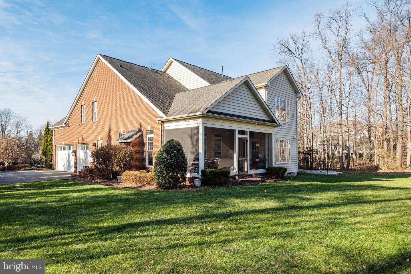 3449 FAWN WOOD LN, FAIRFAX, Virginia 22033, 5 Bedrooms Bedrooms, ,5 BathroomsBathrooms,Residential,For sale,3449 FAWN WOOD LN,VAFX2242776 MLS # VAFX2242776