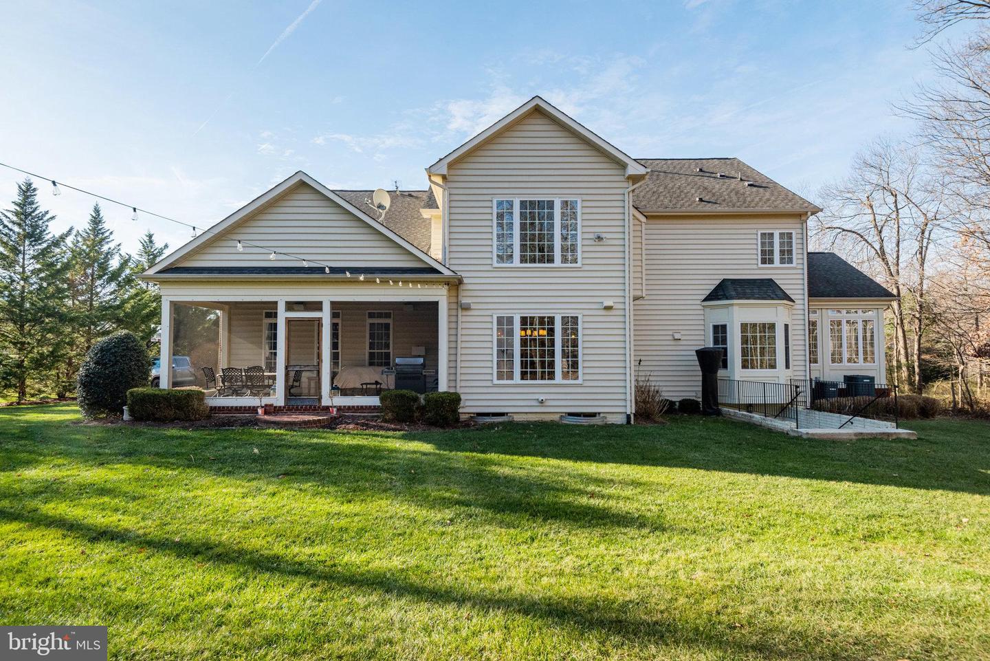 3449 FAWN WOOD LN, FAIRFAX, Virginia 22033, 5 Bedrooms Bedrooms, ,5 BathroomsBathrooms,Residential,For sale,3449 FAWN WOOD LN,VAFX2242776 MLS # VAFX2242776