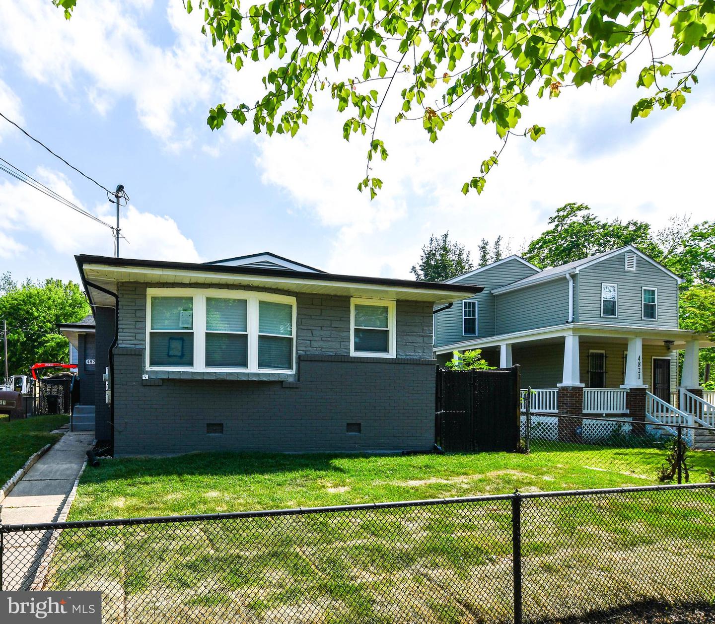 4827 MEADE ST NE, WASHINGTON, District Of Columbia 20019, 4 Bedrooms Bedrooms, ,3 BathroomsBathrooms,Residential,For sale,4827 MEADE ST NE,DCDC2202152 MLS # DCDC2202152