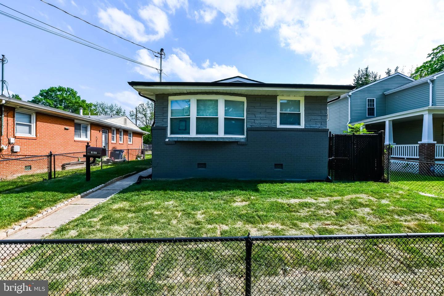 4827 MEADE ST NE, WASHINGTON, District Of Columbia 20019, 4 Bedrooms Bedrooms, ,3 BathroomsBathrooms,Residential,For sale,4827 MEADE ST NE,DCDC2202152 MLS # DCDC2202152