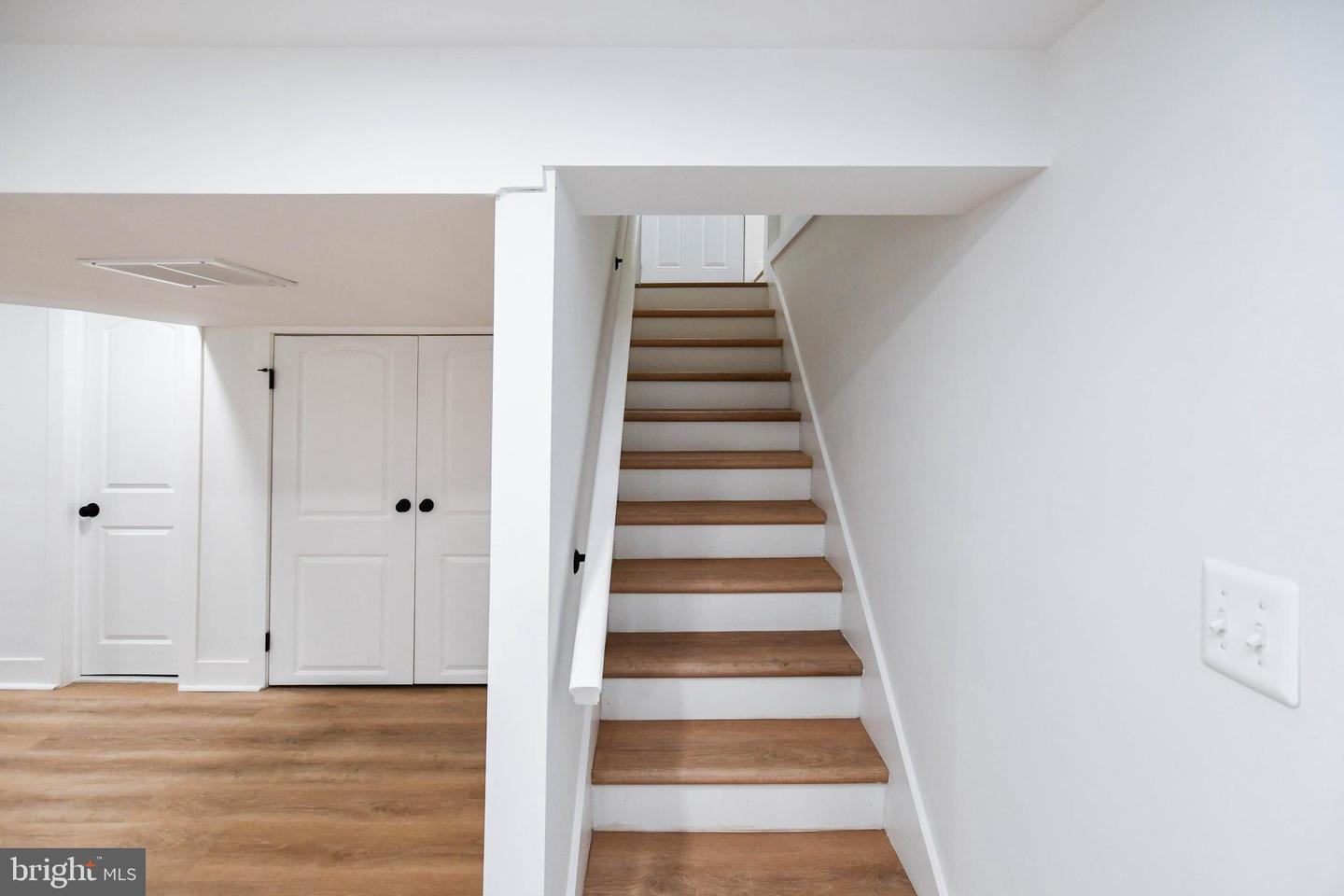 4827 MEADE ST NE, WASHINGTON, District Of Columbia 20019, 4 Bedrooms Bedrooms, ,3 BathroomsBathrooms,Residential,For sale,4827 MEADE ST NE,DCDC2202152 MLS # DCDC2202152