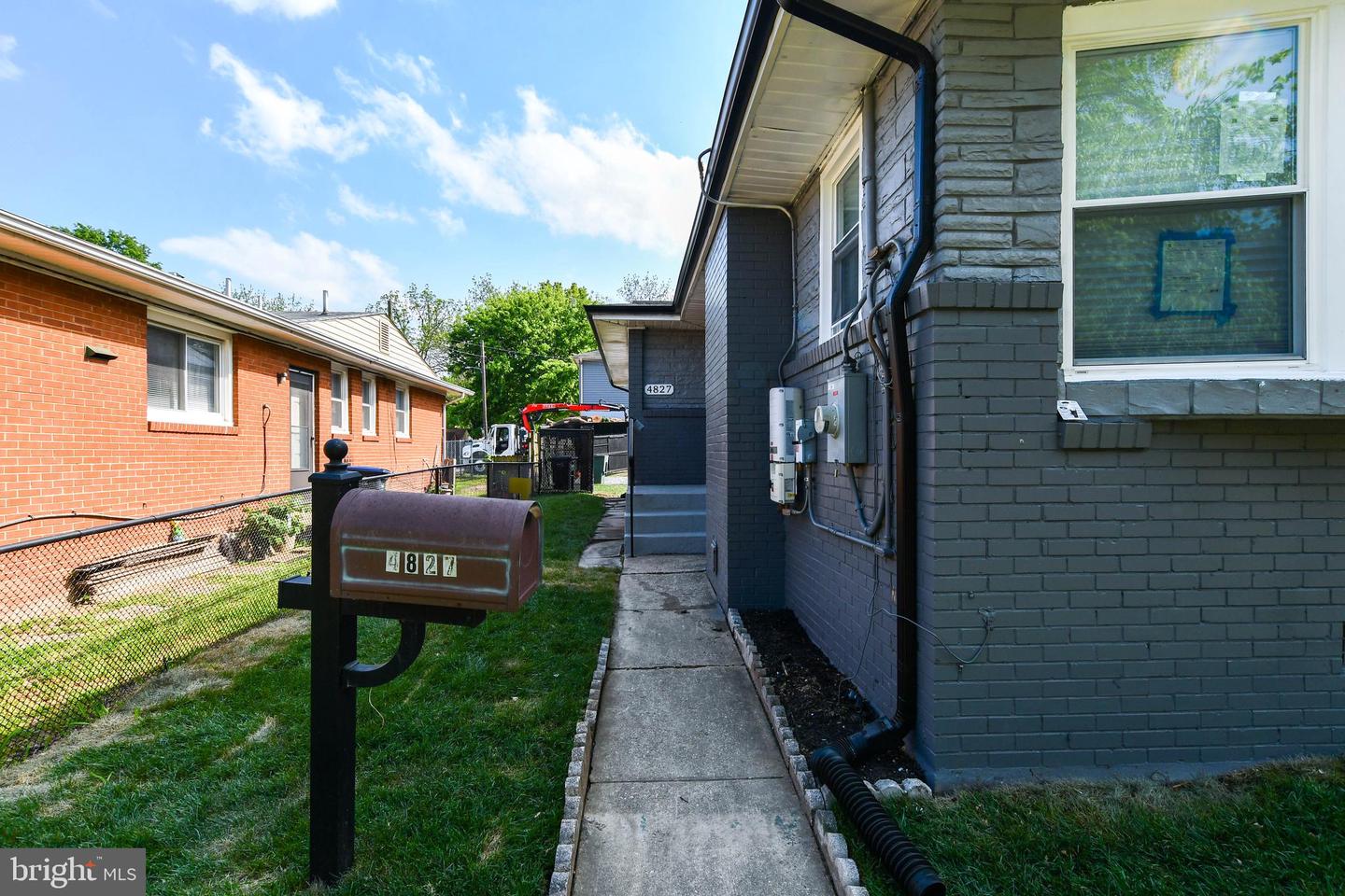4827 MEADE ST NE, WASHINGTON, District Of Columbia 20019, 4 Bedrooms Bedrooms, ,3 BathroomsBathrooms,Residential,For sale,4827 MEADE ST NE,DCDC2202152 MLS # DCDC2202152