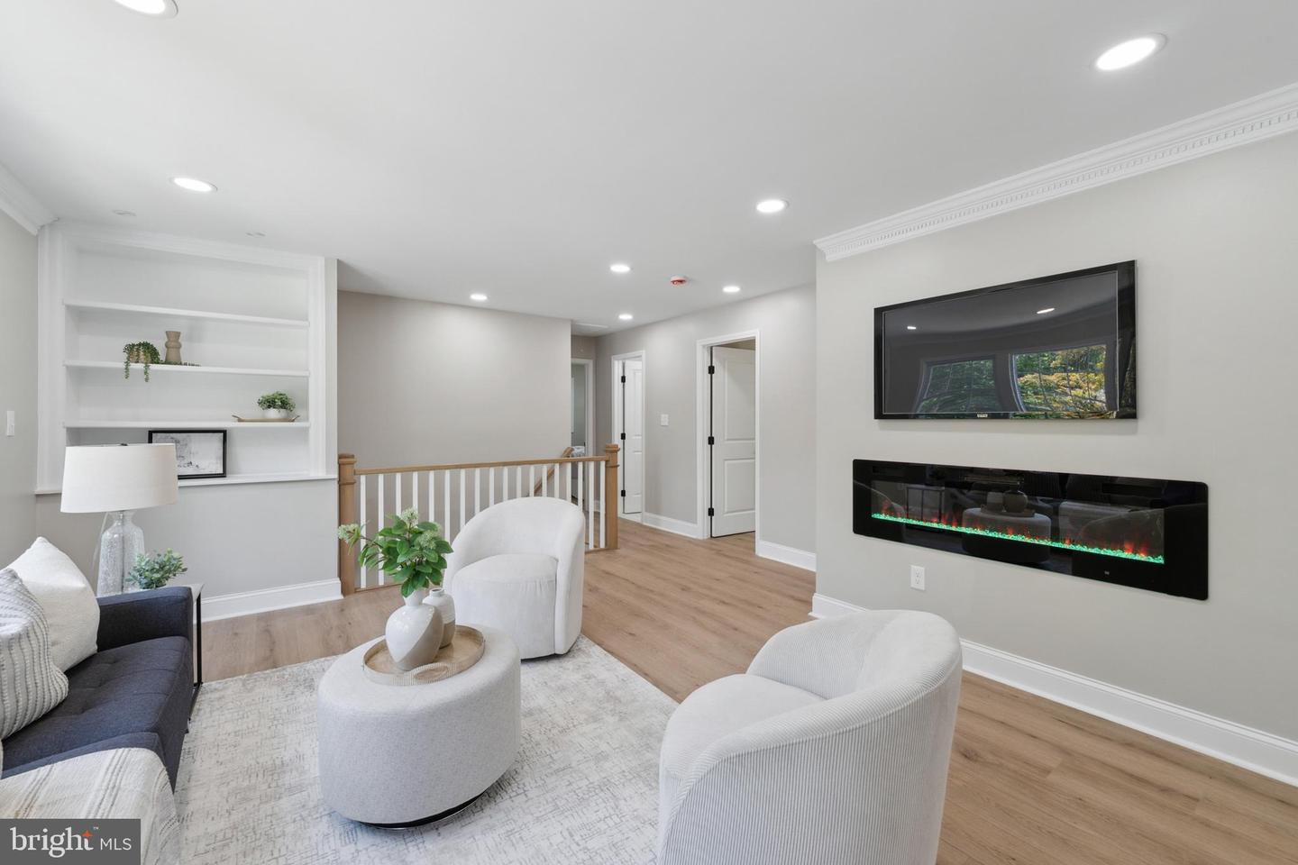 3521 FORESTDALE AVE, WOODBRIDGE, Virginia 22193, 4 Bedrooms Bedrooms, ,2 BathroomsBathrooms,Residential,For sale,3521 FORESTDALE AVE,VAPW2095416 MLS # VAPW2095416