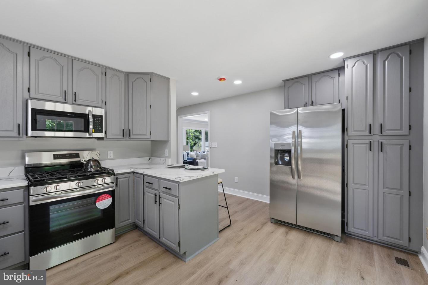 3521 FORESTDALE AVE, WOODBRIDGE, Virginia 22193, 4 Bedrooms Bedrooms, ,2 BathroomsBathrooms,Residential,For sale,3521 FORESTDALE AVE,VAPW2095416 MLS # VAPW2095416